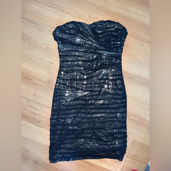 Strapless sparkly dress - Picture 1 of 2
